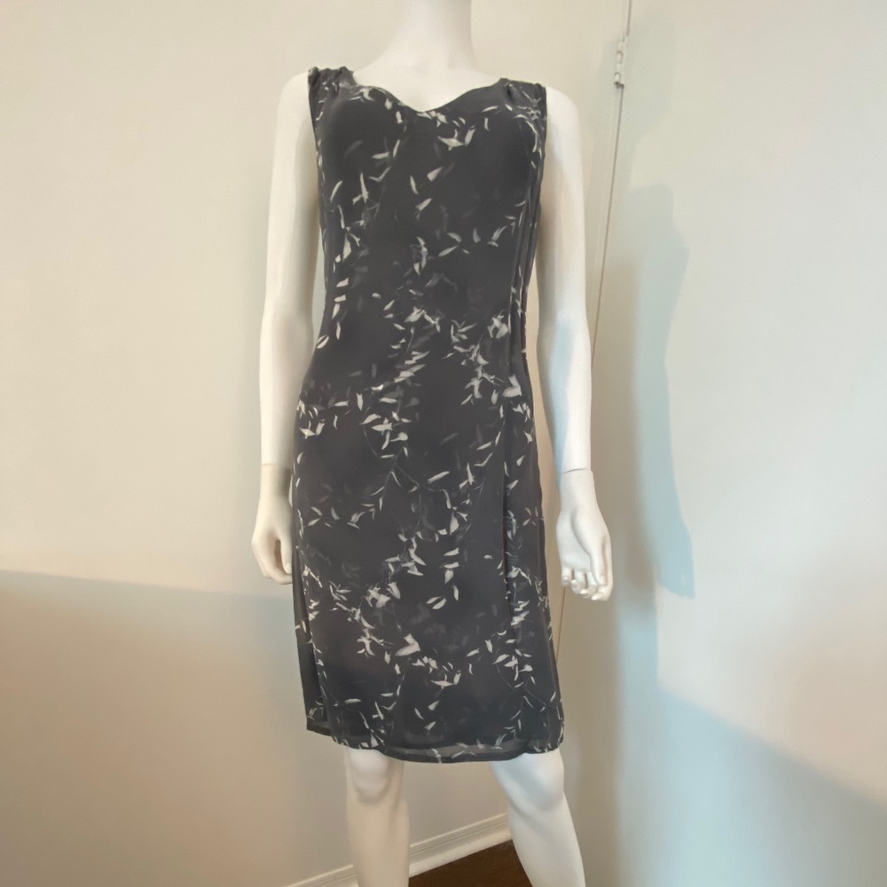 Elegant grey dress